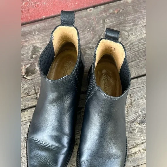 Madewell The Ainsley Chelsea Boot - Picture 12 of 12